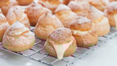 Petits choux à la crème patissière