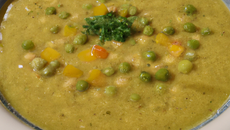 Soupe aux pois sans viande