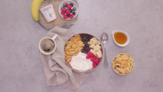 Mini pancakes bowl aux fruits et au skyr siggi's