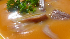 Velouté de potiron aux fanes de carottes