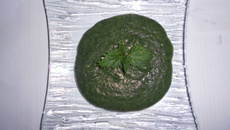 Potage économique aux orties