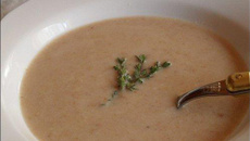 Soupe à l'ail maison