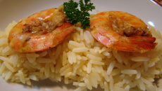 Crevettes flambées au rhum