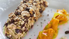 Barres croustillantes de foie gras aux abricots