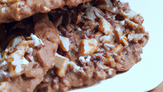 Cookies chocolat noix caramélisées et flocons d'avoine