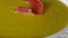 London Particular, soupe anglaise aux pois cassés et bacon