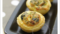 Tartelettes aux orties et au Cantal