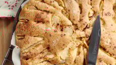 Gâteau rustique aux pommes et aux épices