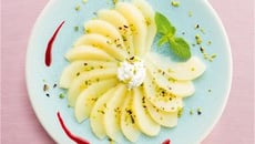 Carpaccio de poires à la ricotta