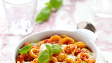 Cappelletti Garofalo gratinés à la tomate et à la mozzarella