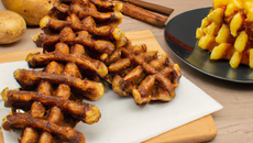Brochettes de bœuf au pain d'épices / Gaufres de pomme-de-terre