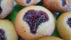 Financiers au miel et aux framboises