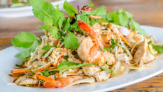 Salade comme un rouleau de printemps