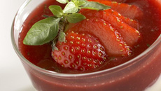 Panna cotta Soupe de fraises