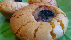 Croquants à la pâte d'amande et aux mûres