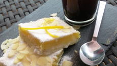 Carrés au citron au beurre salé