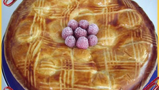 Tourte aux abricots et framboises