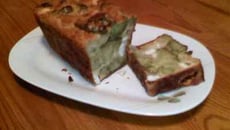 Cake surprenant aux brocolis et endives