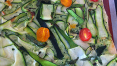 Pizza basilic courgettes et chèvre