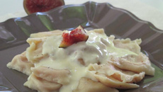 Ravioles Saint-Marcellin-figues et sa sauce au Saint-Marcellin et au miel