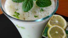 Lassi salé à la menthe
