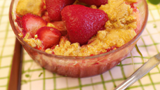 Crumble aux fraises classique