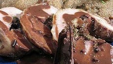 Dinde épicée au foie gras, Campari et chocolat