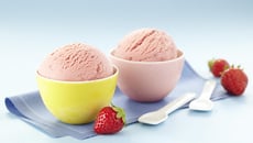 Glace à la fraise rapide