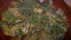 Tajine de poulet aux pomme de terre, fenouil et petits pois