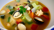 Soupe de coquillages et légumes
