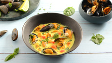 Moules à la crème de coco et à la citronnelle