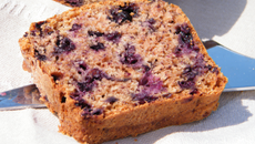 Cake banane / myrtilles (sans beurre)