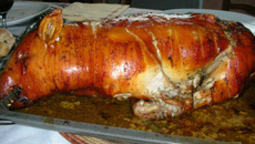 Cochon de lait rôti au four maison