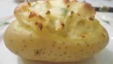 Pommes de terre en robe des champs au fromage