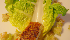 Croustillant de merlan à l'andouille et aux endives fondantes