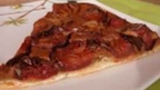 Pizza cacaotée aux prunes
