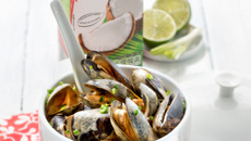 Cocotte de moules parfum coco et curry rouge