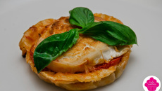 Tartelettes tomate chèvre basilic