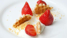 Tarte au citron aux gaufrettes jules destrooper et fruits rouges