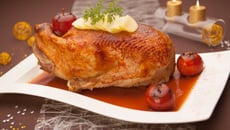 L'oie d'anjou rôtie aux pommes