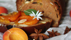 Pain d'épices aux abricots