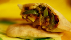 Petits pains tout doux garnis à la ratatouille du soleil