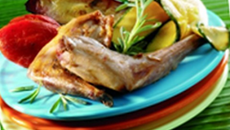 Lapin grillé au naturel et copeaux de légumes d'été