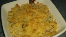 Crumble aux brocolis et au jambon