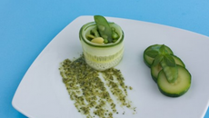 Méli-mélo de légumes verts au pesto