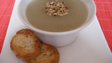 Soupe de topinambours aux croutons mentholés