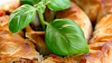 M'hancha à la courgette grillée