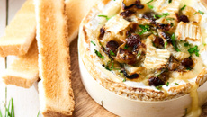 Camembert rôti surprise