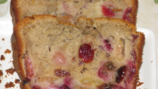 Cake aux cerises et fruits secs