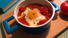 Œuf cocotte à la tomate